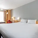 Ibis Hotell