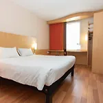 Ibis 3*