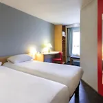 فندق Ibis 3*