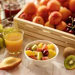 Ibis فندق