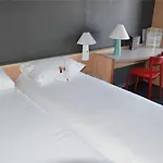 Ibis 3*