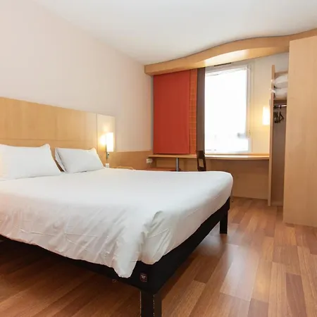 Ibis 3*