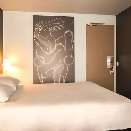 Ibis 3*