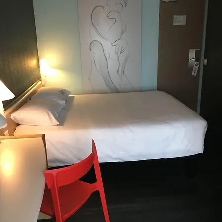 Ibis Hotell