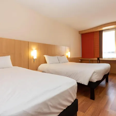 Ibis Hotel Rochefort (Charente-Maritime)