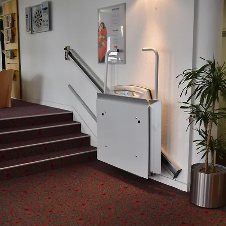 Ibis Hotell 3*