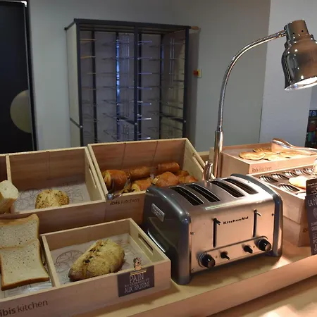Ibis 3*