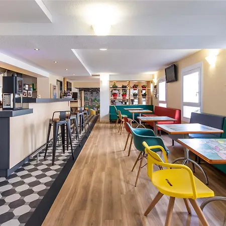 Ibis Hotel 3*