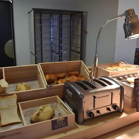 Otel Ibis 3*