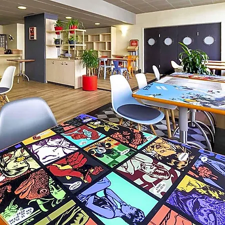 Ibis 3*