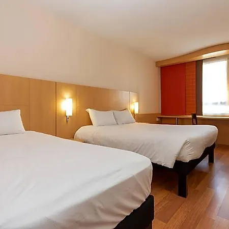 Ibis 3*
