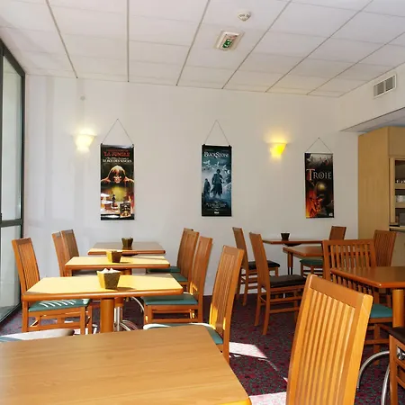 Ibis 3*