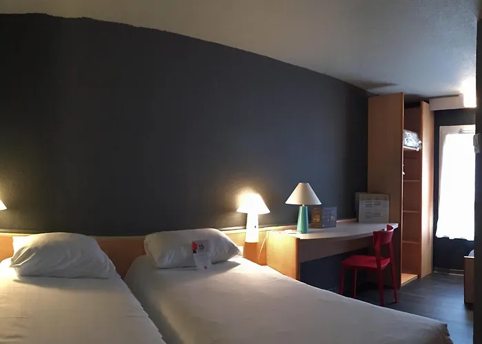 Hotel Ibis Rochefort (Charente-Maritime)